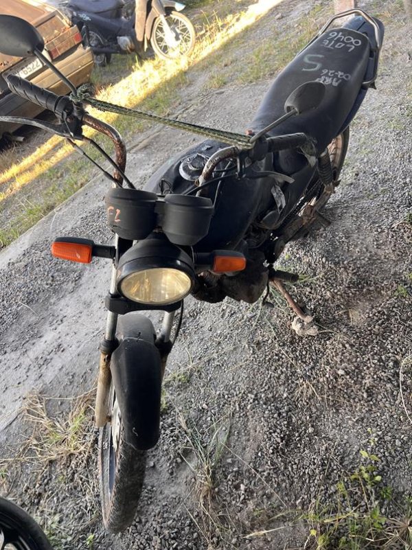 Foto de HONDA/CG 125 FAN, ANO/MOD 2008/2008, COR PRETO, COMBUSTIVEL GASOLINA, PLACA NLV8939 - AL, RENAVAM 991329031, ID CHASSI 9C2JC30708R240564, ID