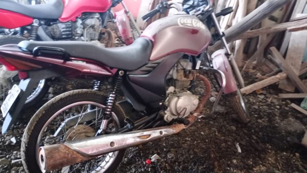 Foto de HONDA/CG 150 FAN ESI, ANO/MOD 2011/2011, COR VERMELHA, COMBUS ALCO/GASOL, PLACA OET8558