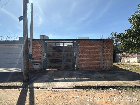Foto de Casa em leilão no bairro Tangaras em Bauru - SP