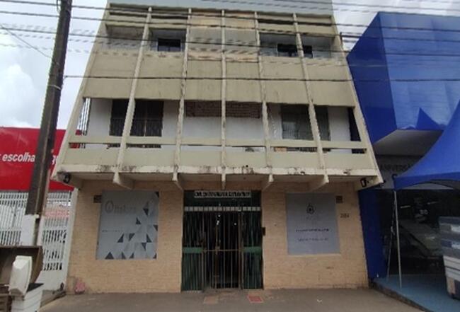 Foto de Comercial em leilão no Edifício Comercial Galeria Kennedy em Porto Velho - RO