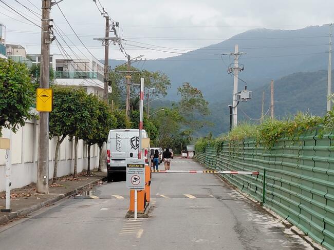 Foto de IMÓVEL situado na Rua Escritor Elie Wiesel,nº 315, Casa 13, Recreio dos Bandeirantes, Rio de Janeiro, RJ, com direito a 2 vagas de garagem descobertas situadas no pavimento térreo
