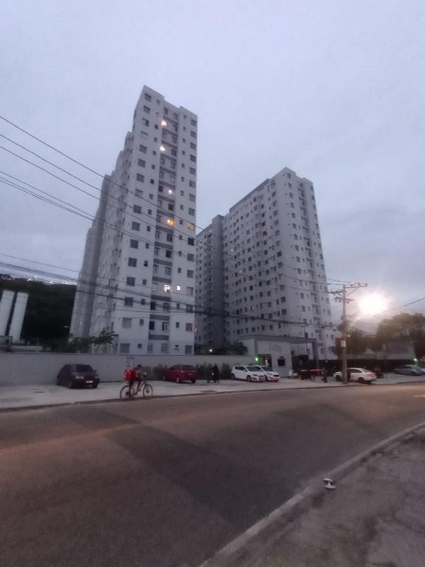 Foto de Apartamento em leilão no bairro Bonsucesso em Rio De Janeiro - RJ