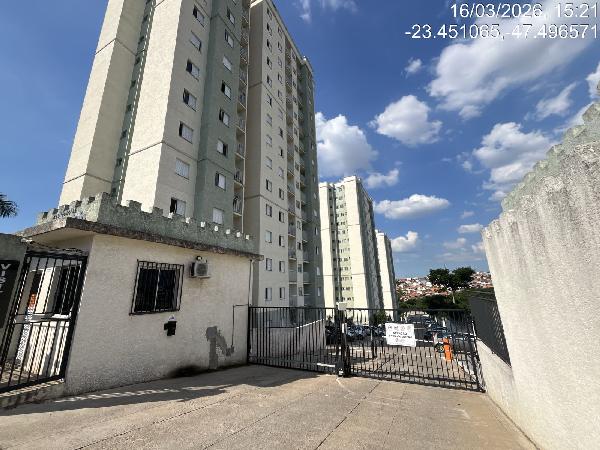 Foto de Apartamento em leilão no bairro Caguassu em Sorocaba - SP