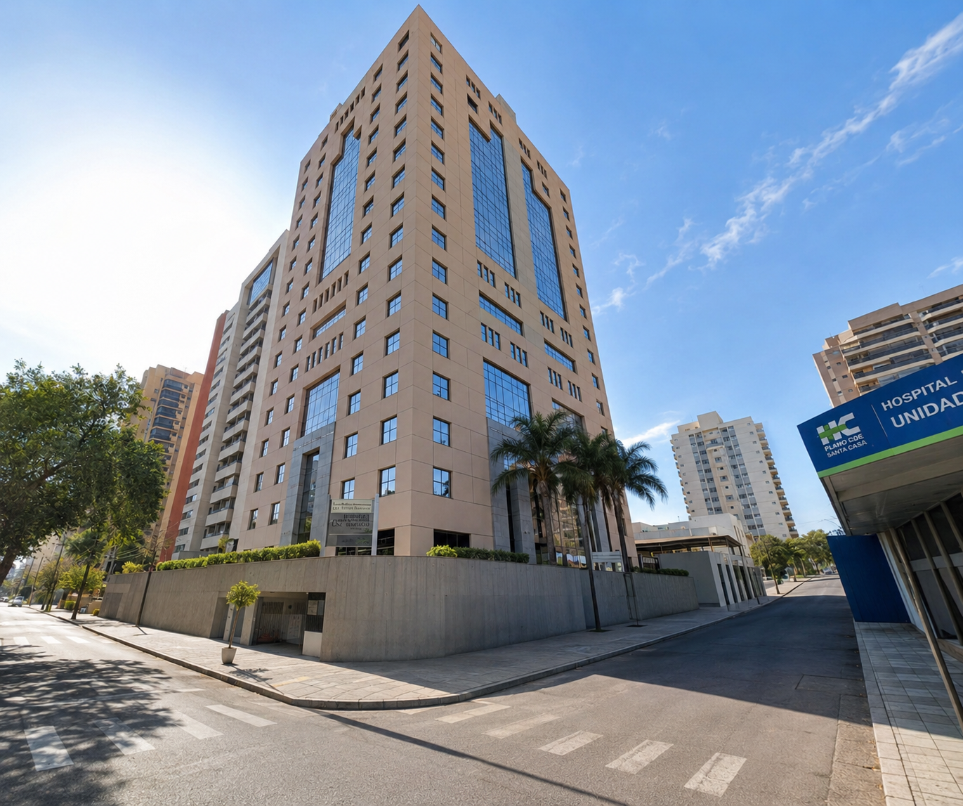 Foto de Comercial em leilão no Condomínio Edifício Comercial José Fortes Guimarães em Ribeirão Preto - SP