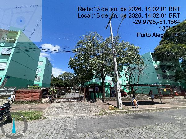 Foto de Apartamento em leilão no bairro Humaitá em Porto Alegre - RS
