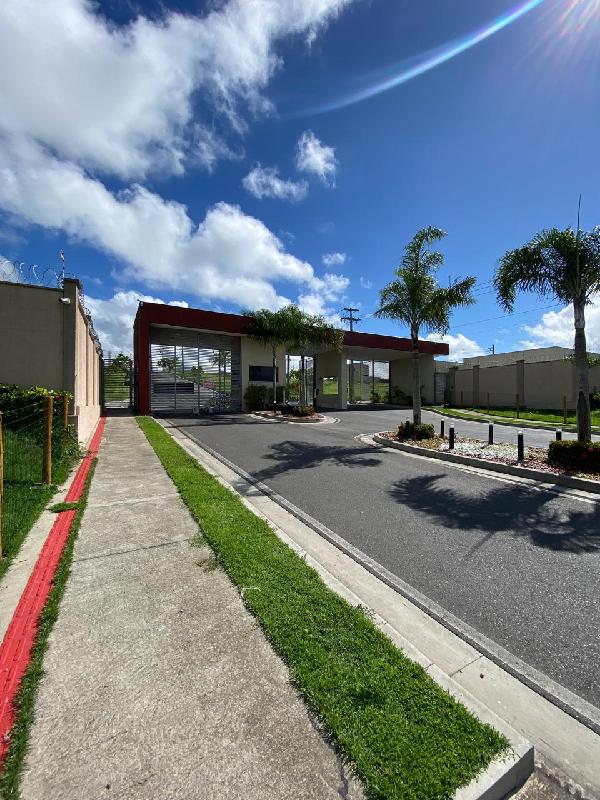 Foto de Casa em leilão no bairro Nova Esperança em Feira De Santana - BA