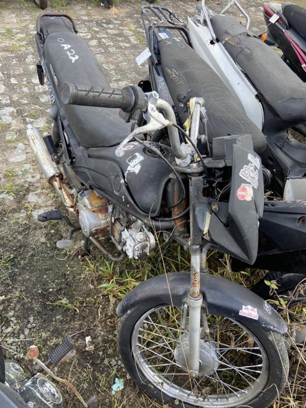 Foto de SHINERAY/50Q, ANO/MOD 2019/2020, COR PRETA, COMBUSTIVEL GASOLINA, PLACA 1 EMPLAC - N/I, RENAVAM N/I, ID CHASSI 99HCR1050LS000233, ID MOTOR 1