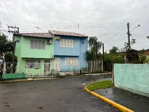 Foto de Casa em leilão no bairro Vila Parque Brasilia em Cachoeirinha - RS