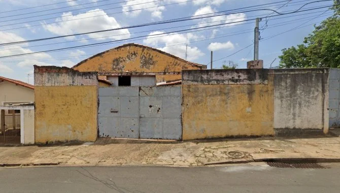 Foto de Nua Propriedade de Imóvel Residencial 601 m² - Vila Camargo - Limeira - SP