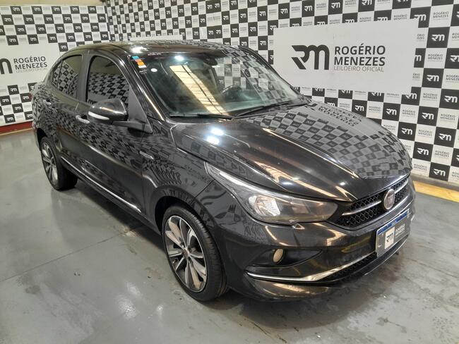 Foto de FIAT CRONOS PREC AT 1.8 2018/2019 FLEX
