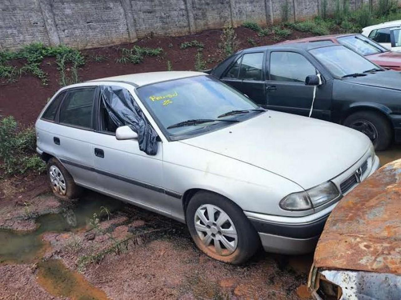 Foto de GM/ASTRA GLS, 1995/1995, PRATA