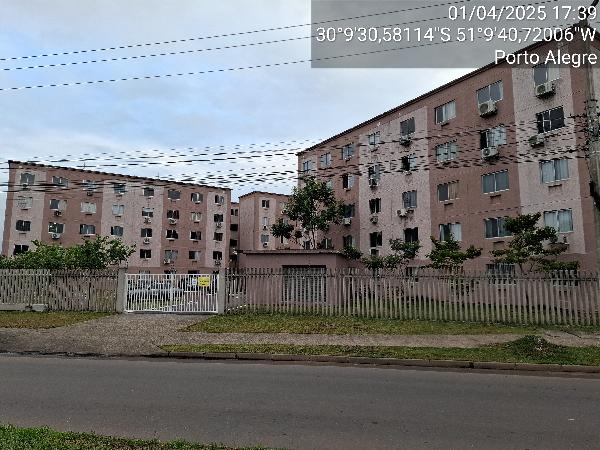 Foto de Apartamento em leilão no bairro Hipica em Porto Alegre - RS