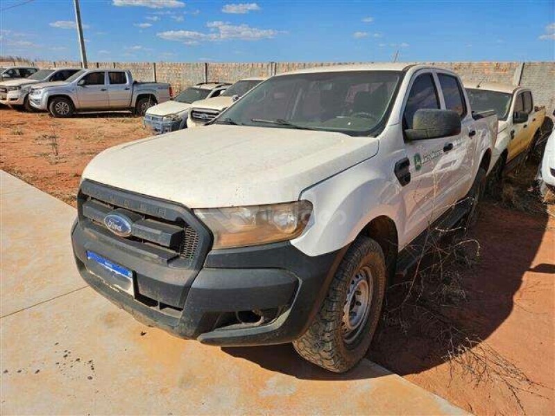 Foto de FORD/RANGER CS XL 4X4 2.2 - R*****8 - 2021 - 2022 - DIESEL
