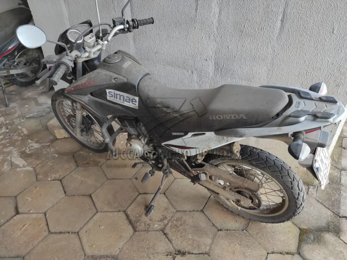 Foto de MOTO HONDA BROS MMD7692