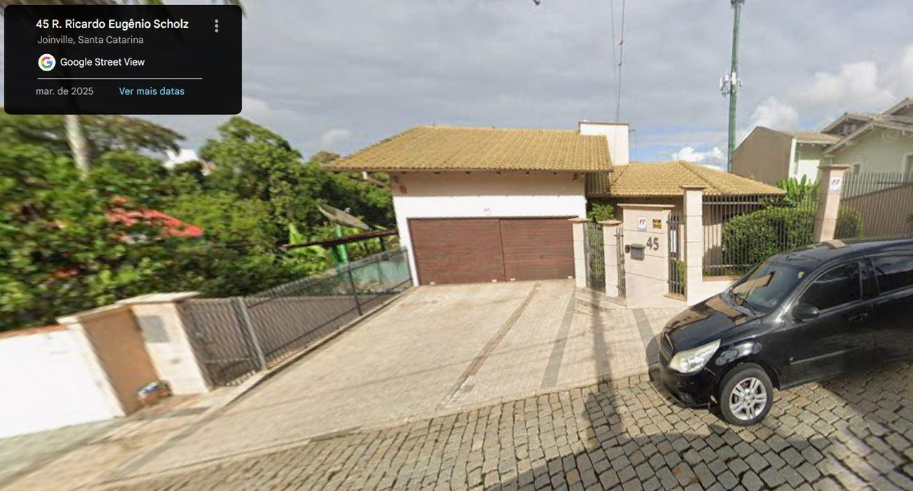 Foto de Casa em leilão no Conjunto Residencial Parque-Paineiras em Joinville - SC