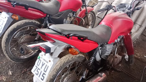 Foto de HONDA/CG 125 FAN KS, ANO/MOD 2014/2014, COR VERMELHA, COMBUS ALCO/GASOL, PLACA OYU7515
