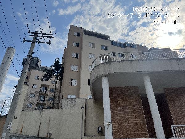 Foto de Apartamento em leilão no Edifício Bromus em Cotia - SP