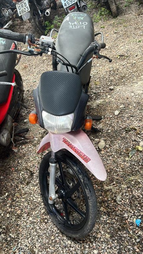 Foto de HONDA/POP100, ANO/MOD 2012/2012, COR ROXO, COMBUSTIVEL GASOLINA, PLACA OHD6956 - AL, RENAVAM 494060298, ID CHASSI 9C2HB0210CR463902, ID MOTO