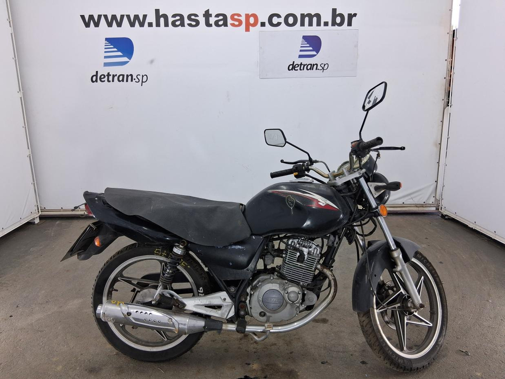 Foto de JTA SUZUKI EN125 YES 2008 2008 PRETA