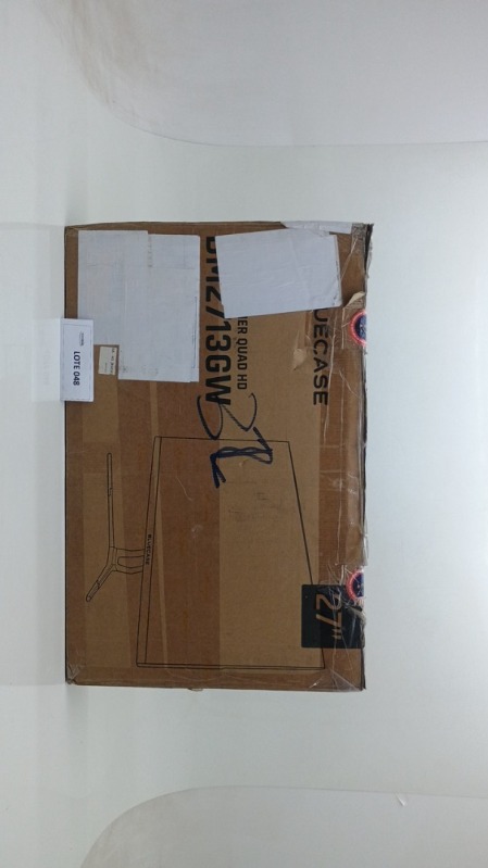 Foto de Monitor Gamer Bluecase 27 LED 75 Hz 2K QHD 99%sRGB HDMI/DisplayPort - BM2713GWCASE