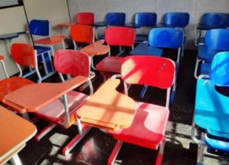 Foto de Cadeiras universitárias