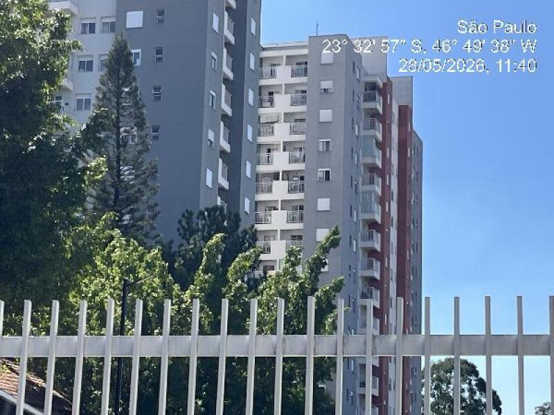 Foto de Apartamento em leilão no bairro Jardim Santa Tereza em Carapicuíba - SP