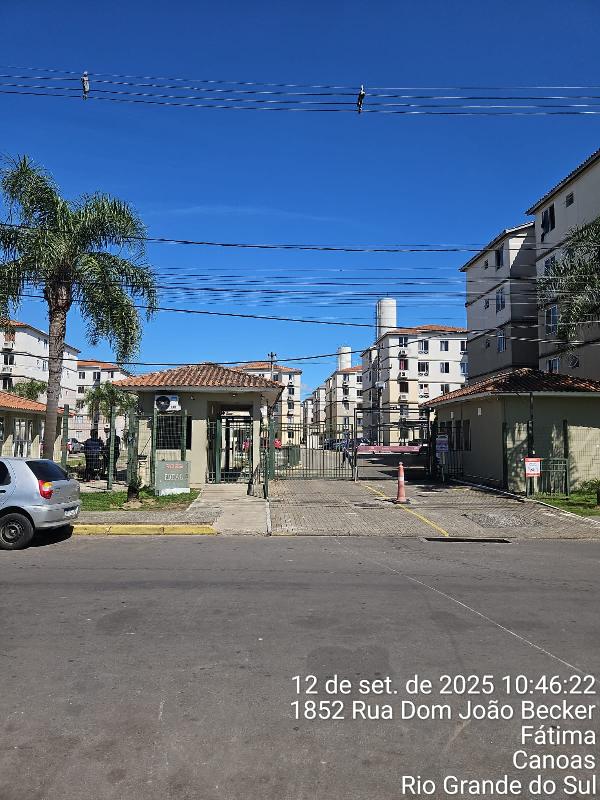 Foto de Apartamento em leilão no Conjunto Riviera Italiana em Porto Alegre - RS