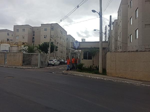 Foto de Apartamento em leilão em Belford Roxo - RJ