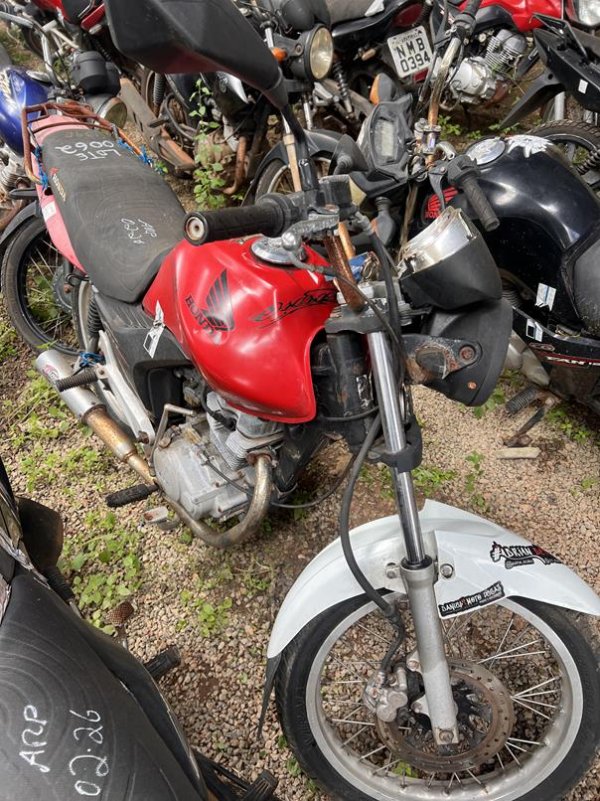 Foto de HONDA/CG 125 FAN KS, ANO/MOD 2010/2011, COR VERMELHO, COMBUSTIVEL GASOLINA, PLACA PET5546 - AL, RENAVAM 271671645, ID CHASSI 9C2JC4110BR3143