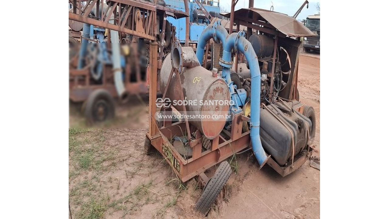 Foto de conjunto motobomba rebocável mwm d 229-3 - 2015