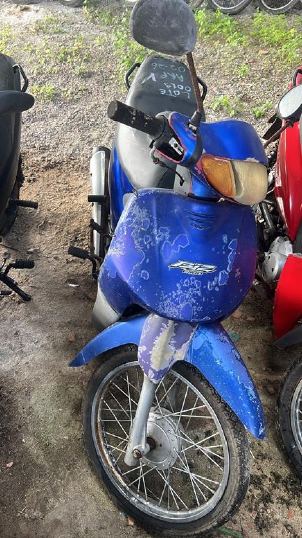 Foto de HONDA/C100 BIZ, ANO/MOD 1999/1999, COR AZUL, COMBUSTIVEL GASOLINA, PLACA MUK3917 - AL, RENAVAM 721997317, ID CHASSI 9C2HA0700XR065000, ID MO