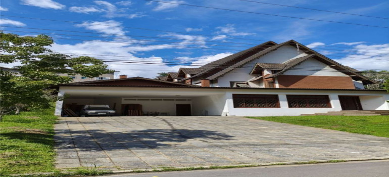 Foto de Casa em leilão no Residencial Tamboré I em Barueri - SP