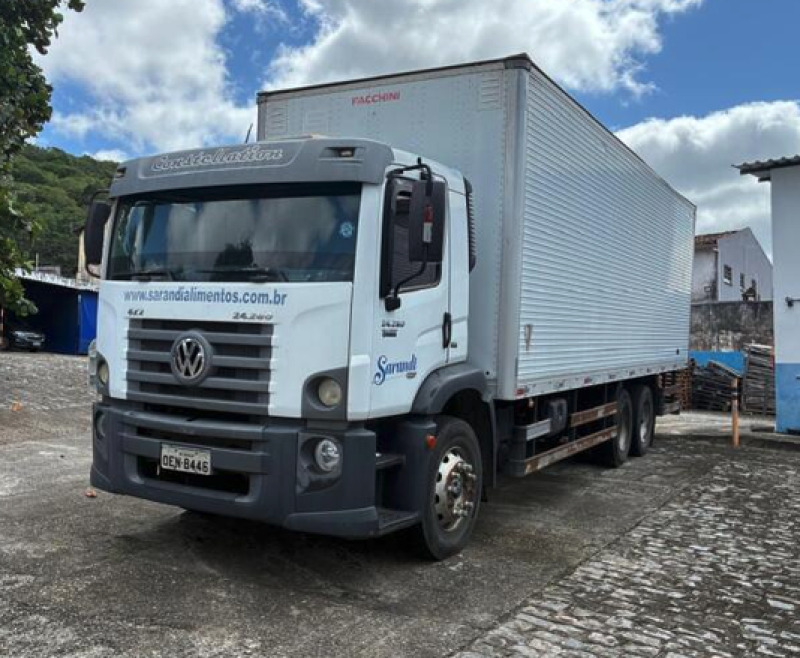 Foto de VW CRM 6X2 - 24.280