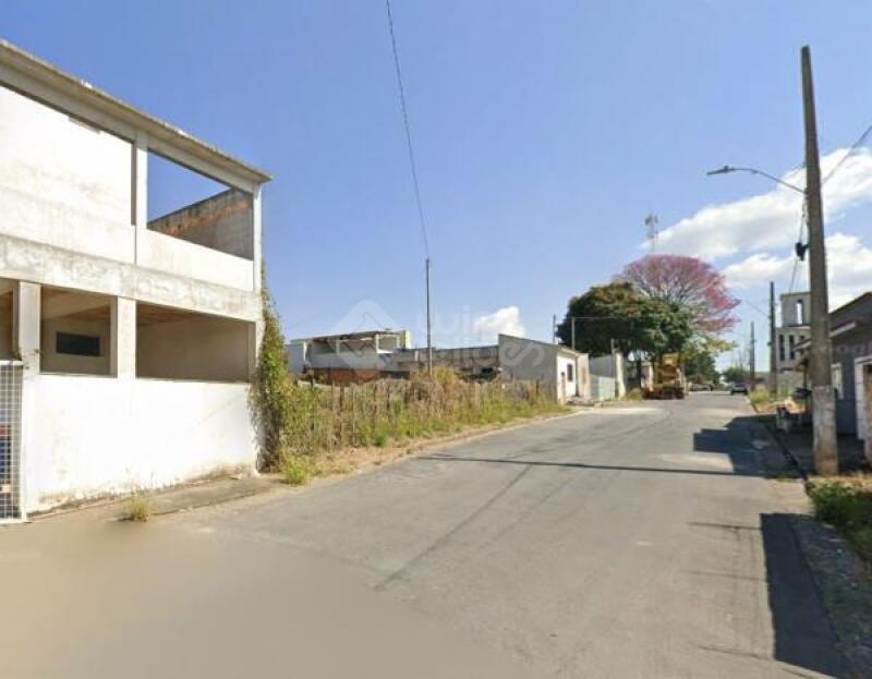 Foto de Casa em terreno com 606m² em Campo Belo, MG | Bairro Passa Tempo