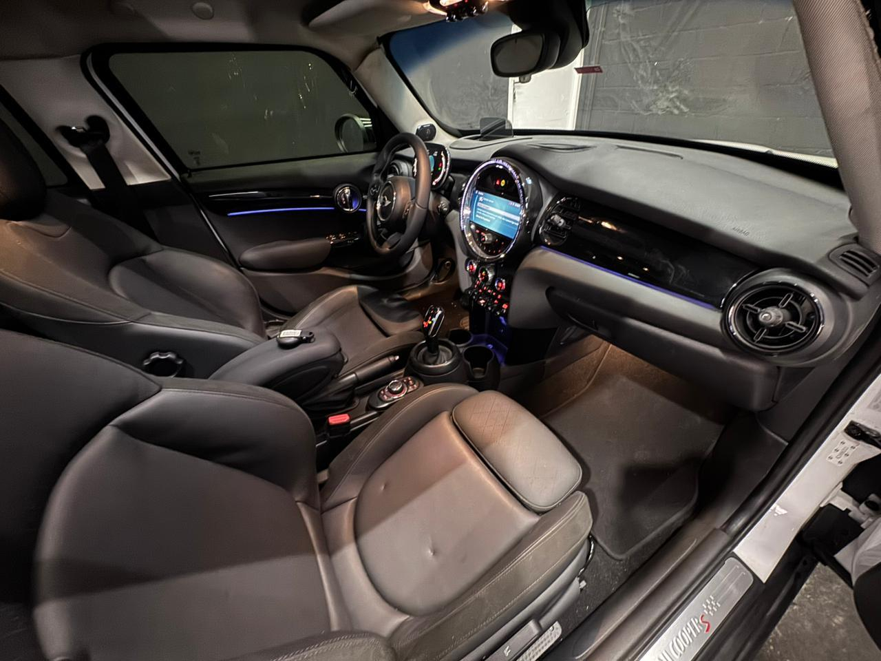 Foto de MINI COOPER S 2.0 Turbo Blindado 2023/2024 Gasolina