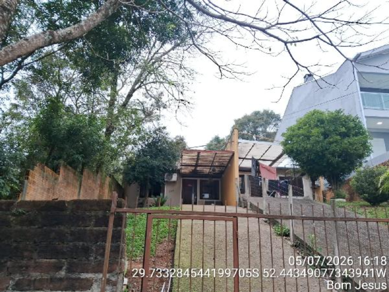 Foto de Casa em leilão no bairro Núcleo Habitacional em Santa Cruz Do Sul - RS