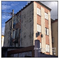 Foto de Apartamento em leilão no bairro Guajuviras em Canoas - RS