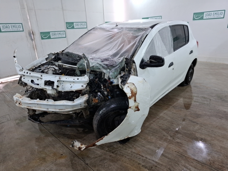 Foto de SUCATA DE RENAULT SANDERO AUTH 1.0 (MOTOR AVARIADO PELA COLISÃO )