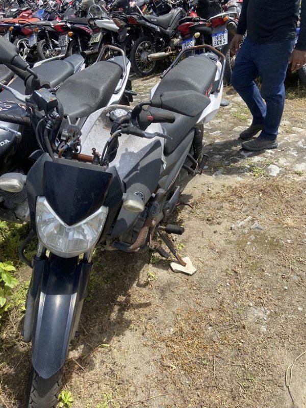 Foto de YAMAHA/YBR150 FACTOR ED, ANO/MOD 2021/2022, COR BRANCA, COMBUSTIVEL ALCOOL/GASOLINA, PLACA SAF8A10 - AL, RENAVAM 1287493367, ID CHASSI 9C6RG