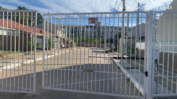 Foto de Casa em leilão no Residencial Suiça em Cachoeirinha - RS