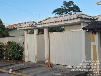 Foto de Casa em leilão no bairro Jardim Atlântico Central em Maricá - RJ