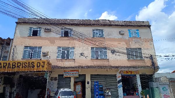 Foto de Apartamento em leilão em São Gonçalo - RJ
