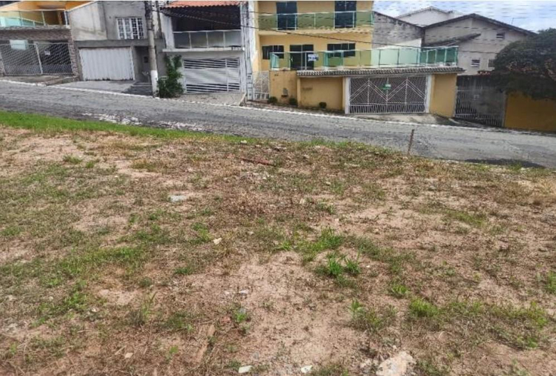 Foto de Imóvel em leilão no bairro Jardim Rubi em Mogi Das Cruzes - SP