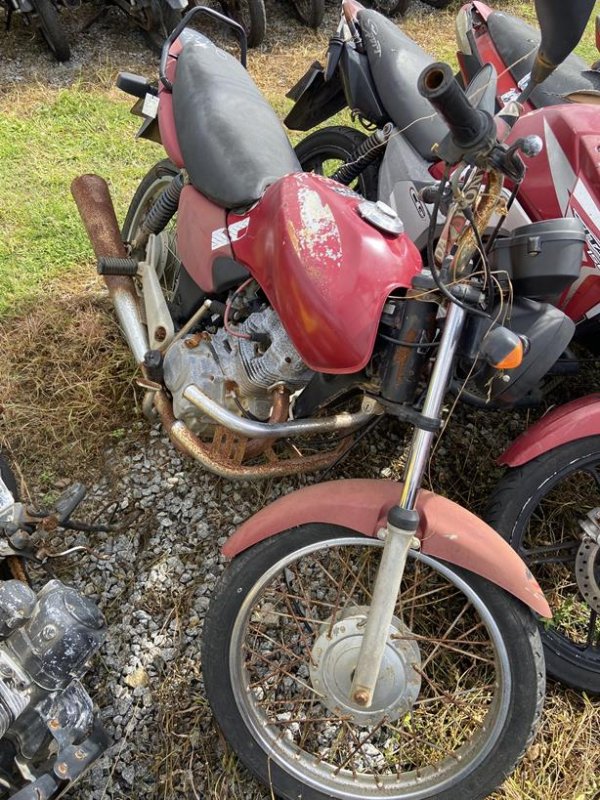 Foto de HONDA/CG 125 TITAN ES, ANO/MOD 2003/2003, COR VERMELHA, COMBUSTIVEL GASOLINA, PLACA MVA9827 - AL, RENAVAM 809423910, ID CHASSI 9C2JC30203R16