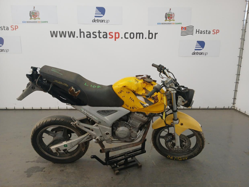 Foto de HONDA CBX 250 TWISTER CBX 250 TWISTER 2006 2007 AMARELA
