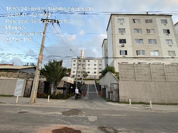Foto de Apartamento em leilão no bairro Monjolos em São Gonçalo - RJ