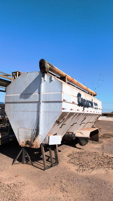 Foto de 01 CARROCERIA INDUTEC SILO GRANELEIRO, ANO: 2019