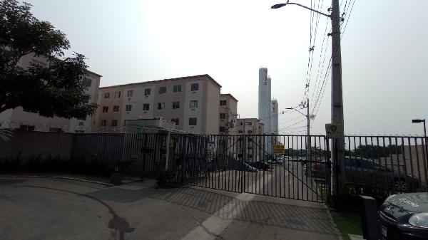 Foto de Apartamento em leilão em São Gonçalo - RJ
