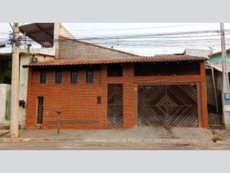 Foto de Casa em leilão no bairro Tabamarajoara em Suzano - SP