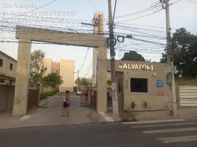Foto de Apartamento em leilão em São Gonçalo - RJ